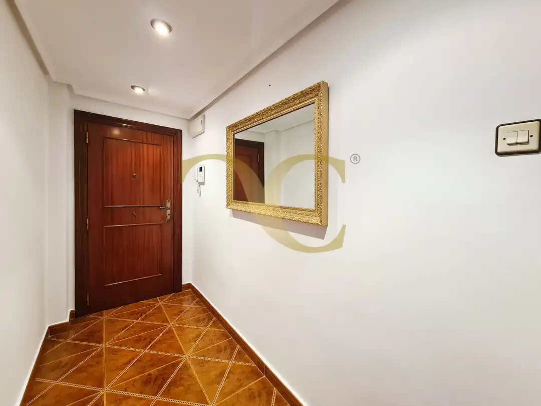 Piso en venta en Gijón  con Calefacción, Jardín privado y Terraza