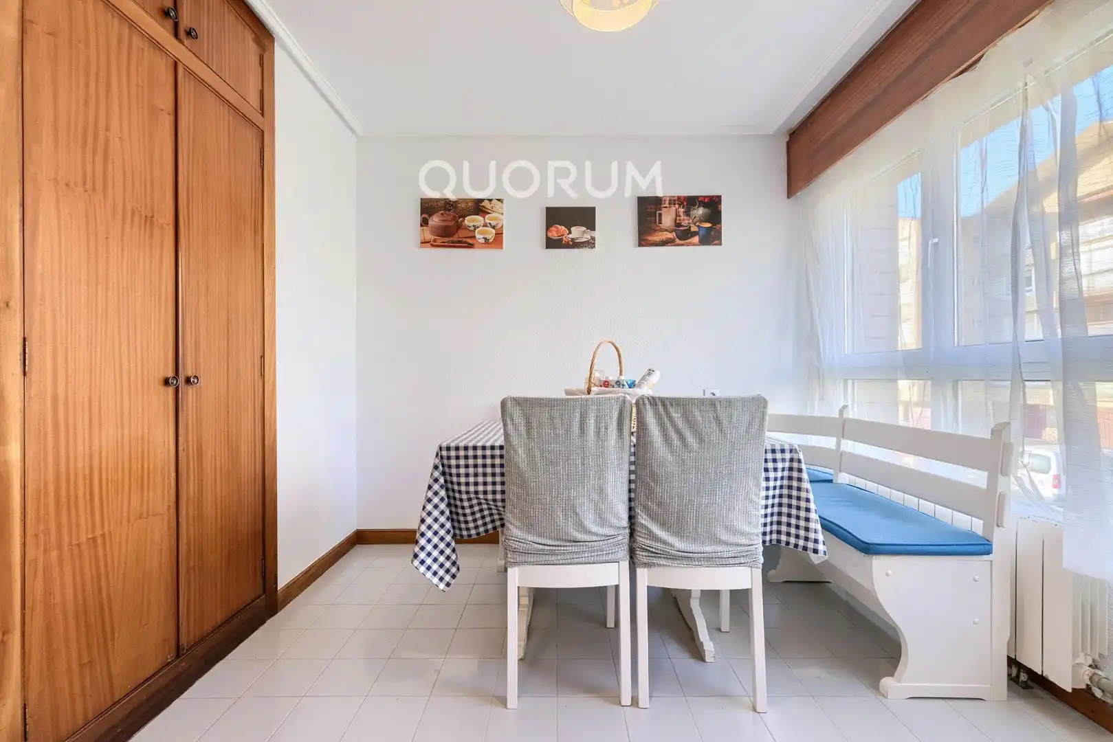 Comedor de Piso en venta en Sopela con Calefacción, Terraza y Trastero