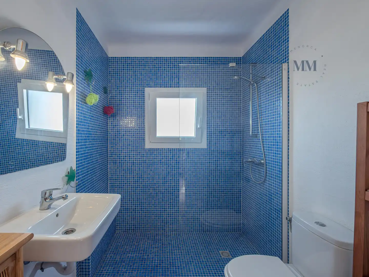 Badezimmer von Maisonette zum Verkauf in Es Castell mit Klimaanlage, Terrasse und Balkon