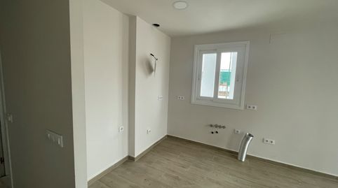 Foto 2 de Piso en venta en Coria del Río, Sevilla
