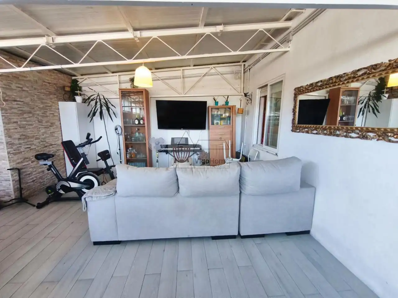 Sala de estar de Piso en venta en Vigo  con Calefacción, Terraza y Trastero