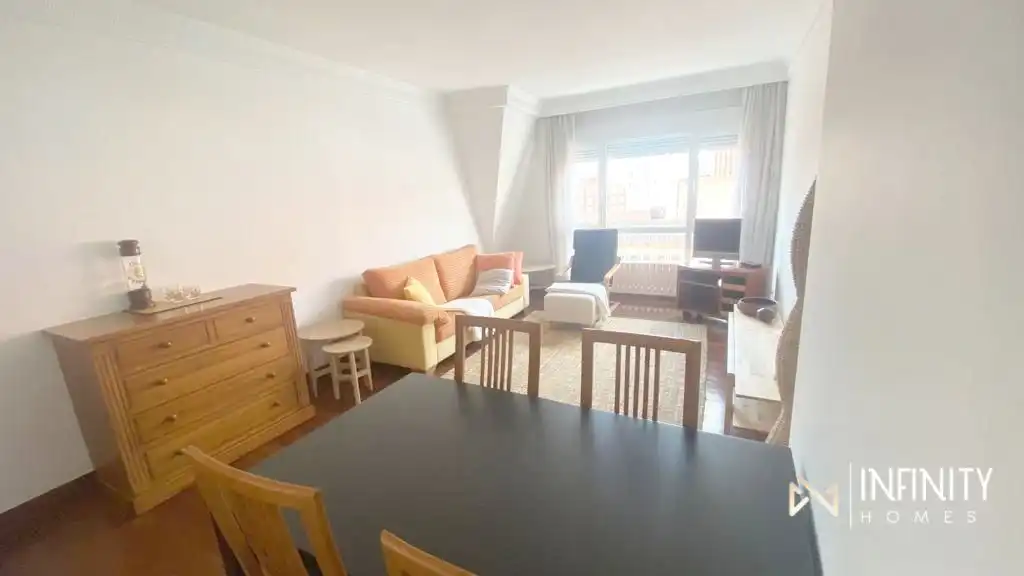 Sala d'estar de Pis de lloguer en Bilbao  amb Calefacció