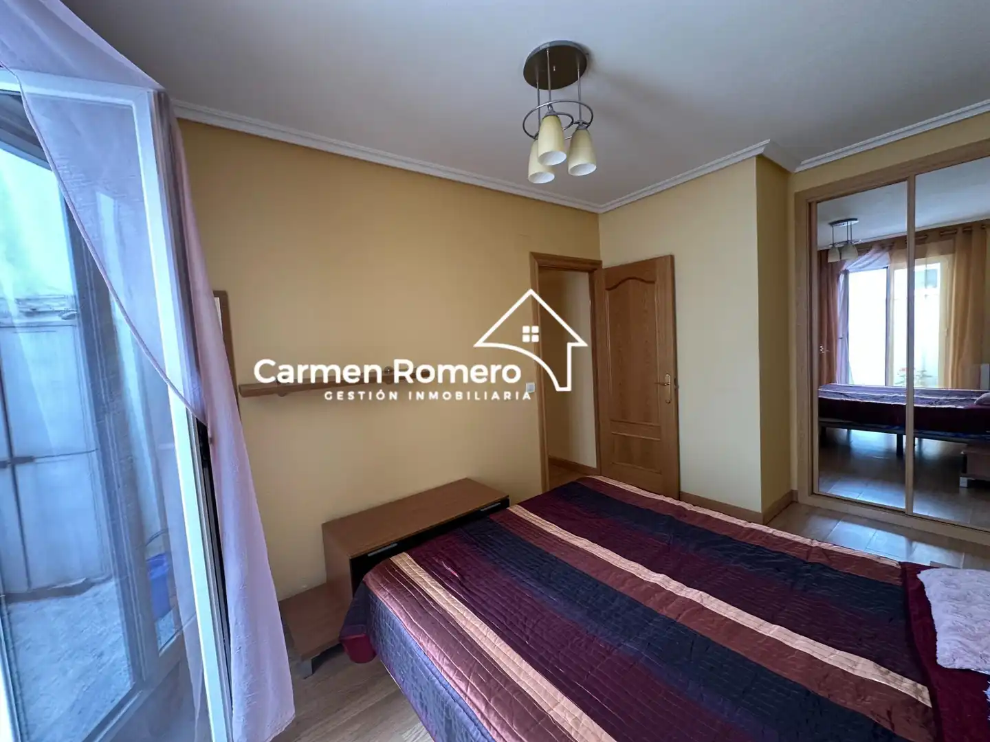 Habitación de Apartamento de alquiler en Villamayor con Calefacción y Amueblado