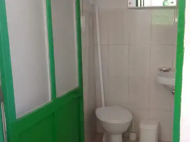 Bany de Casa adosada en venda en Cabeza la Vaca amb Balcó