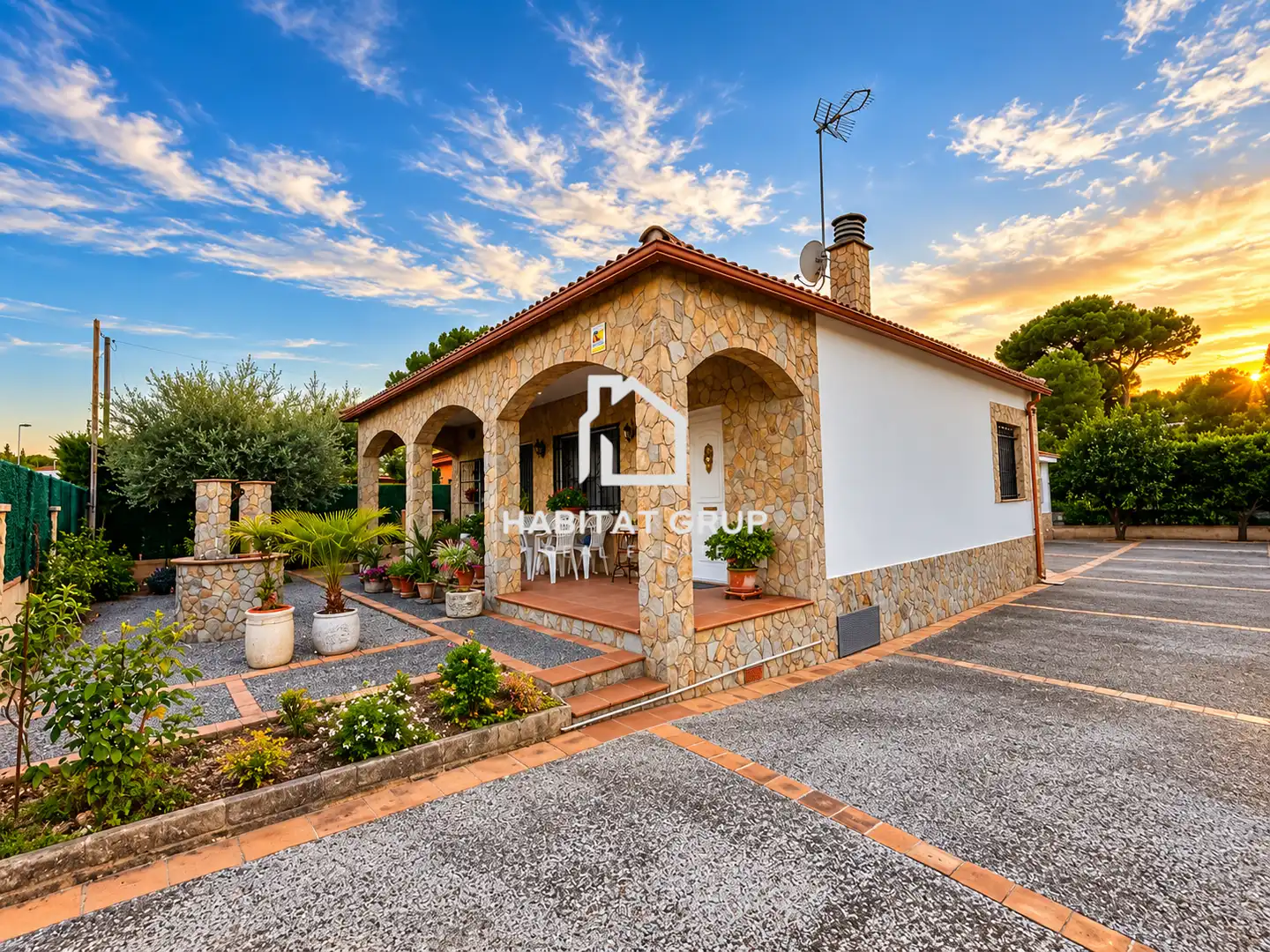 Casa amb jardí en venda a Llagostera, imagen 2