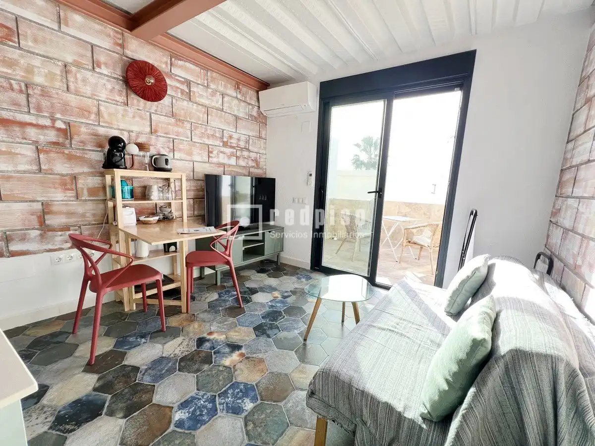 Wohnzimmer von Gebäude zum Verkauf in Rincón de la Victoria