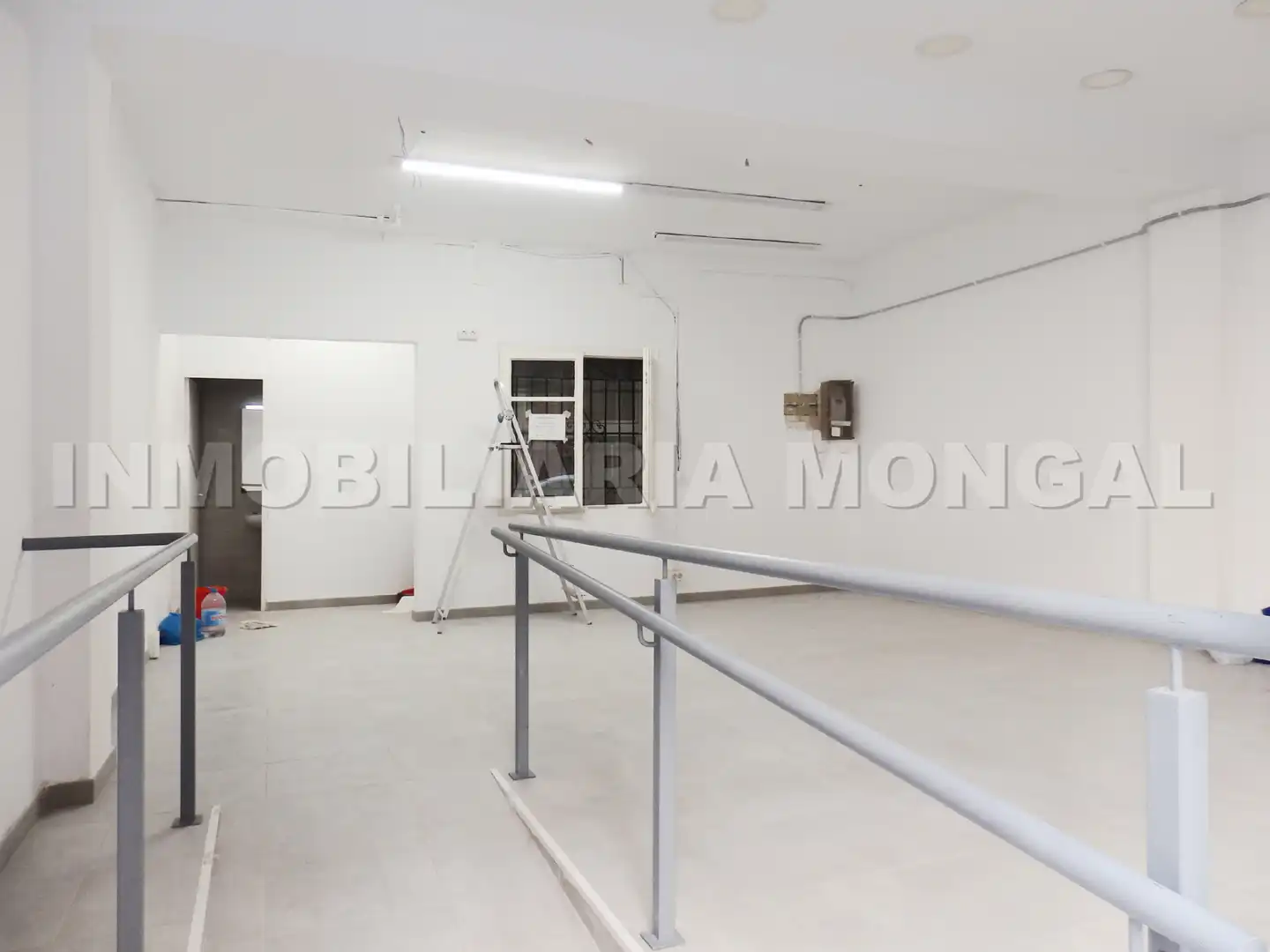 Local comercial en alquiler en Avinguda del Parc 31, imagen 5