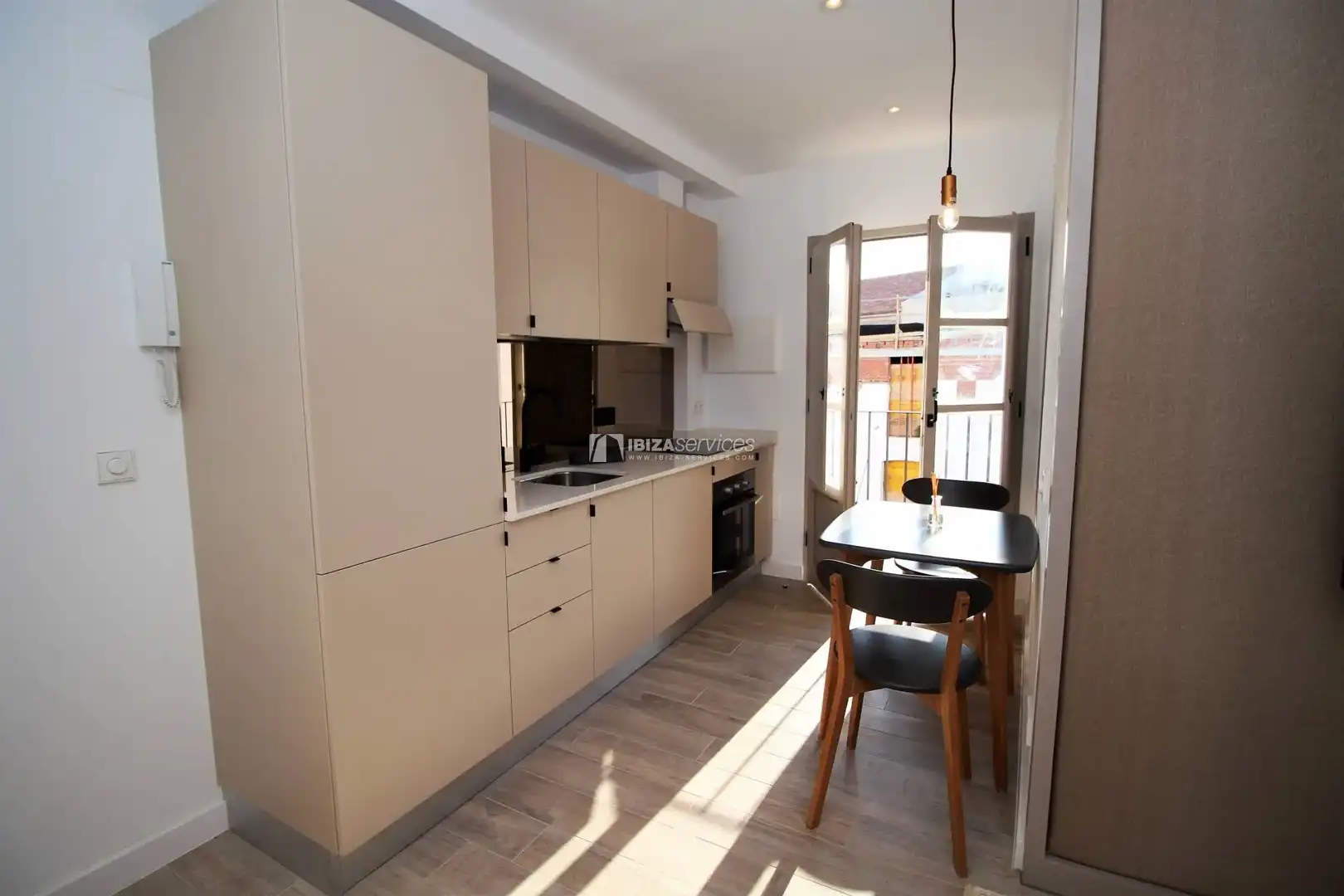 Piso de alquiler en Dalt de la Vila - La Marina