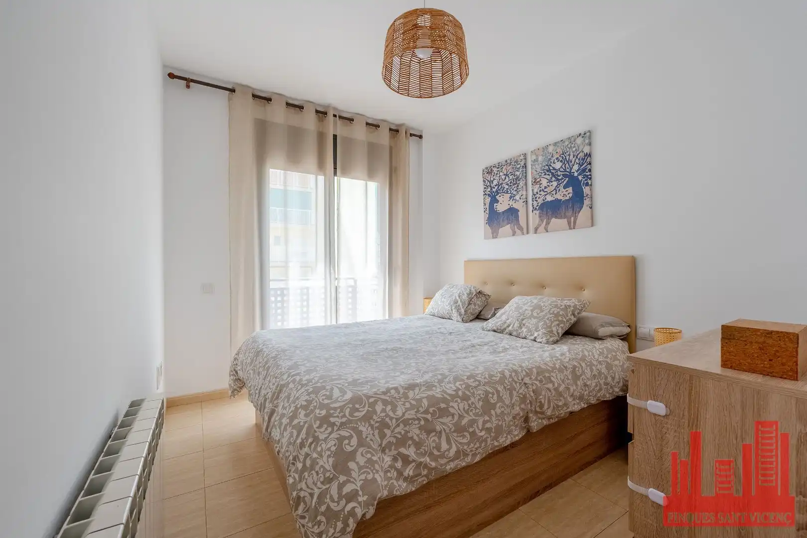 Habitación de Piso en venta en Sant Vicenç Dels Horts con Aire acondicionado y Calefacción