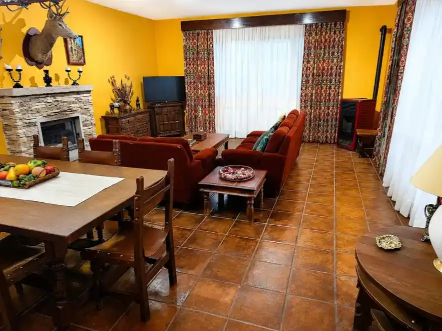 Sala d'estar de Pis en venda en Santo Tomé del Puerto amb Jardí privat i Traster