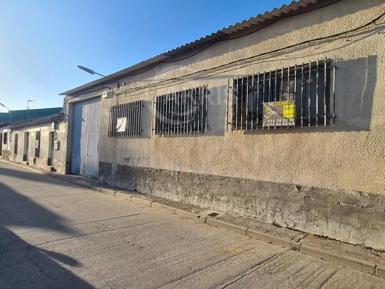 Vista exterior de Nave industrial en venta en La Mata