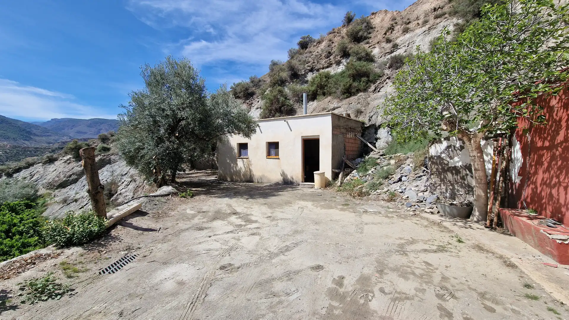 Vista exterior de Finca rústica en venda en Canjáyar amb Jardí privat i Moblat