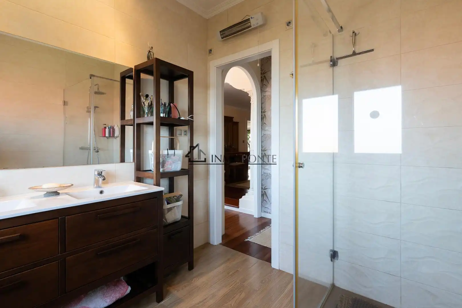 Bathroom of Houses for sale in Vilagarcía de Arousa  with Private garden