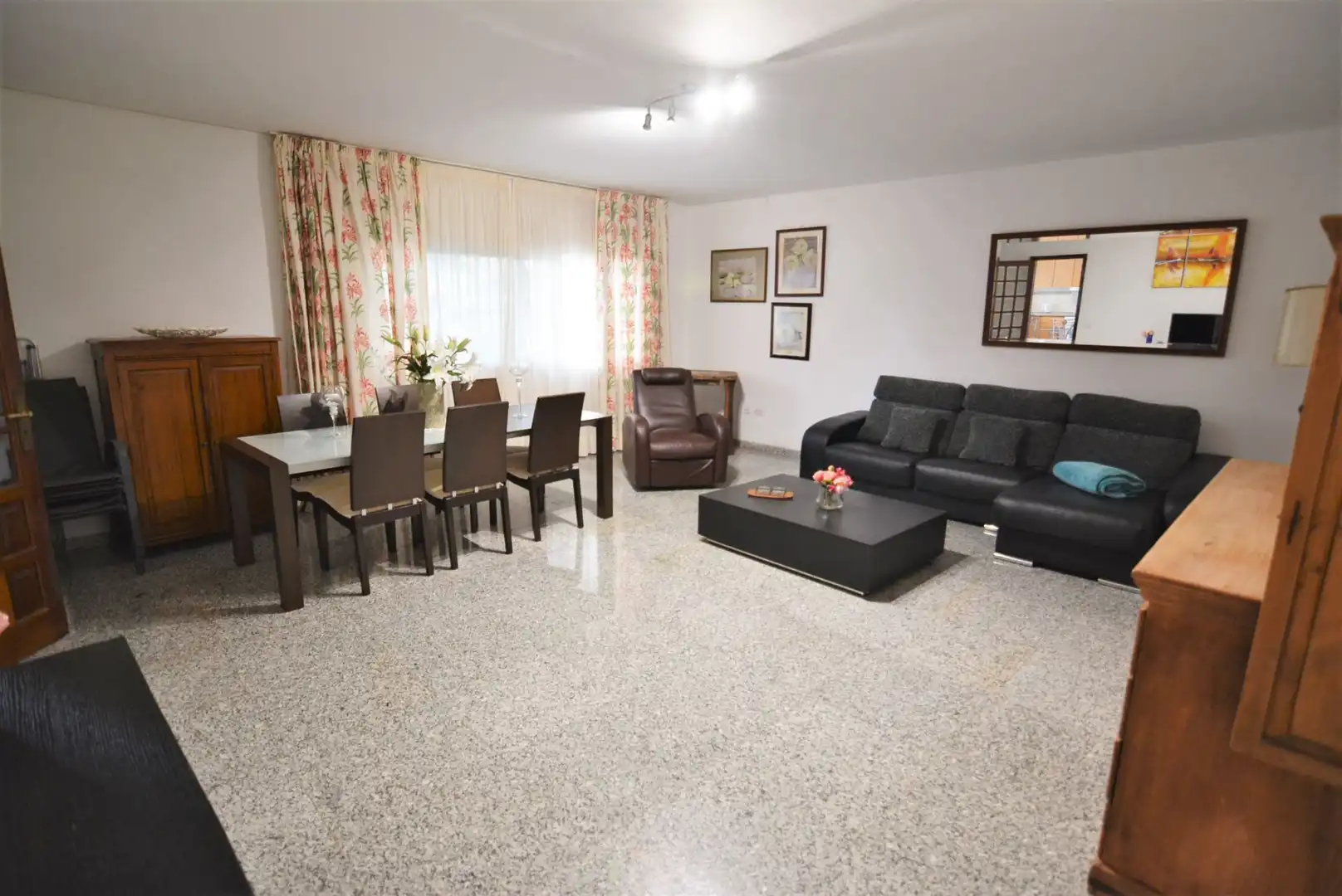 Sala de estar de Casa o chalet en venta en Los Realejos con Jardín privado, Terraza y Trastero