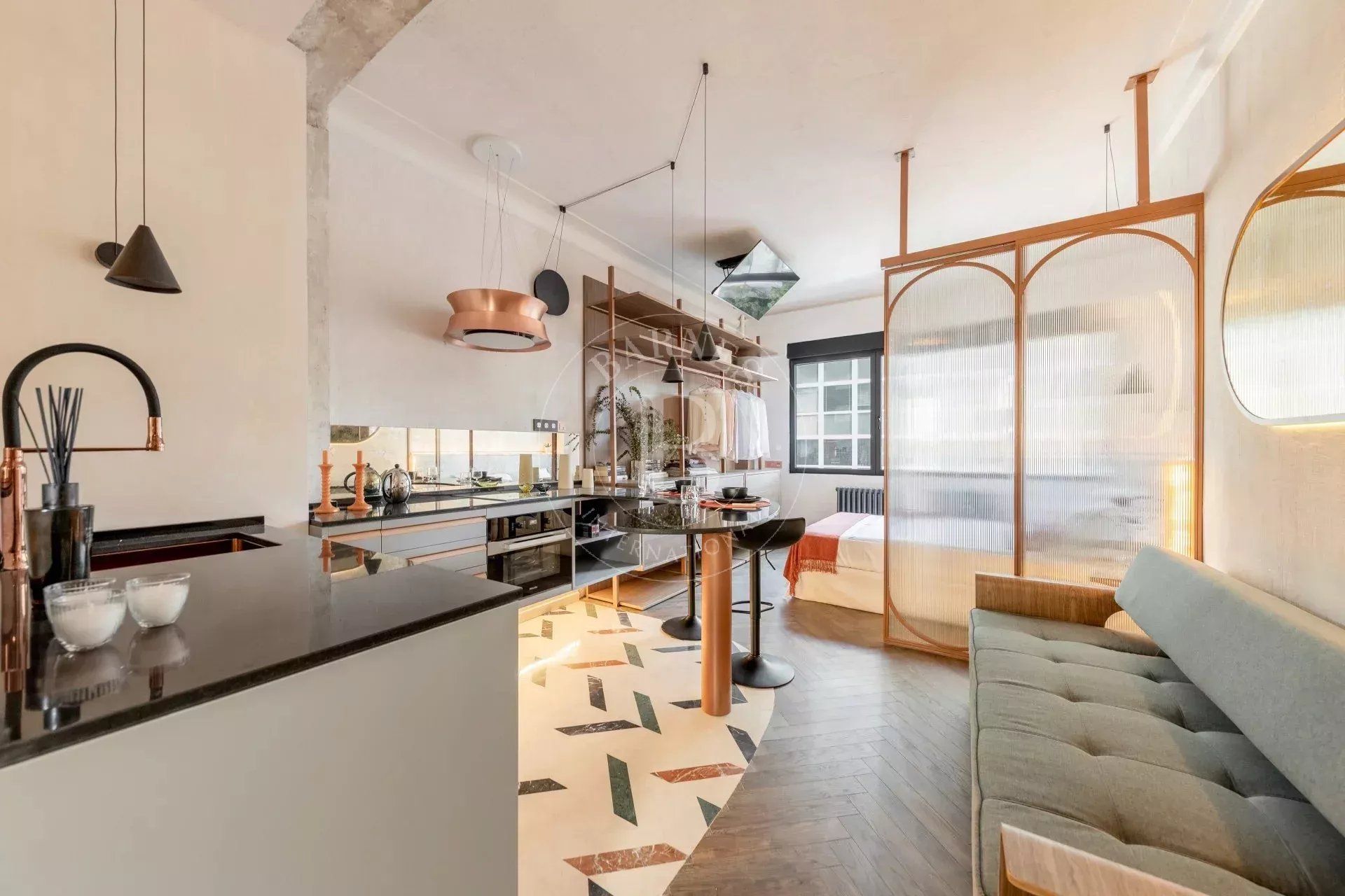 Cuina de Pis de lloguer en  Madrid Capital amb Aire condicionat, Calefacció i Moblat