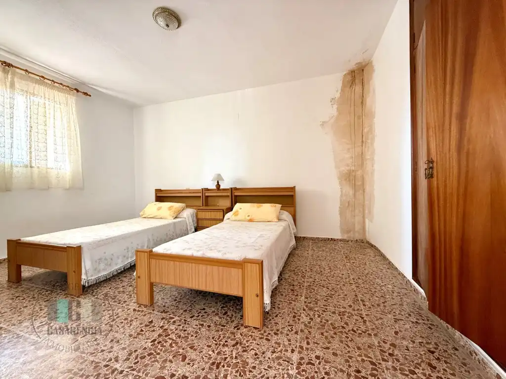 Casa adosada en venda a Heliópolis