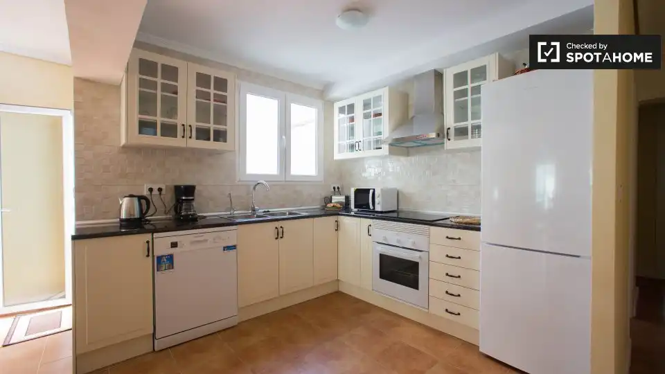 Wohnung mit Terrasse zur Miete in Quatre Carreres, imagen 13