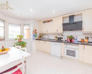 Kitchen of Single-family semi-detached for sale in Colmenar Viejo  with Air Conditioner, Heating and Parquet flooring