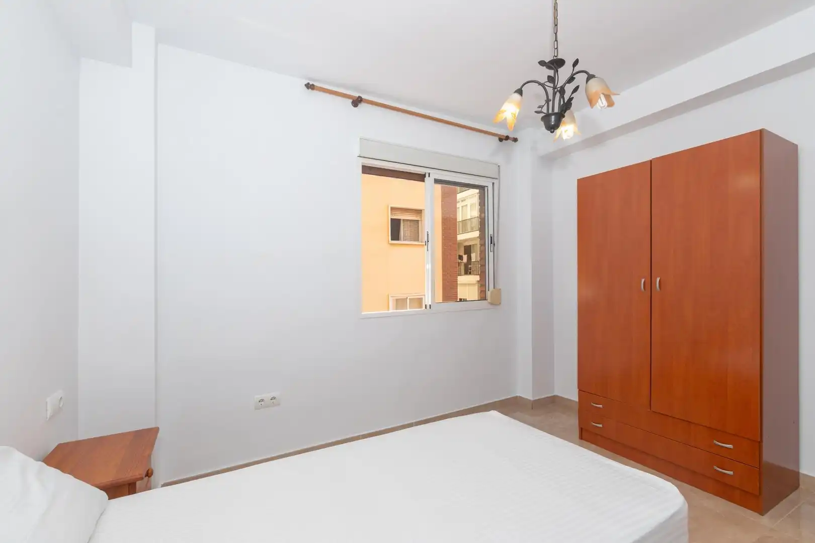 Piso en venta en AYALA, Parque Ayala - Jardín de la Abadía - Huelín