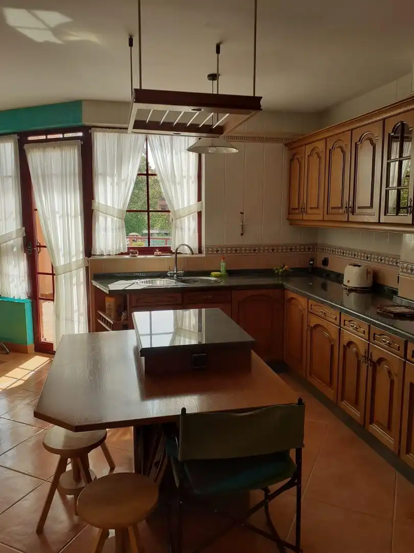 Cuina de Casa o xalet en venda en Villarejo de Órbigo amb Jardí privat, Terrassa i Traster