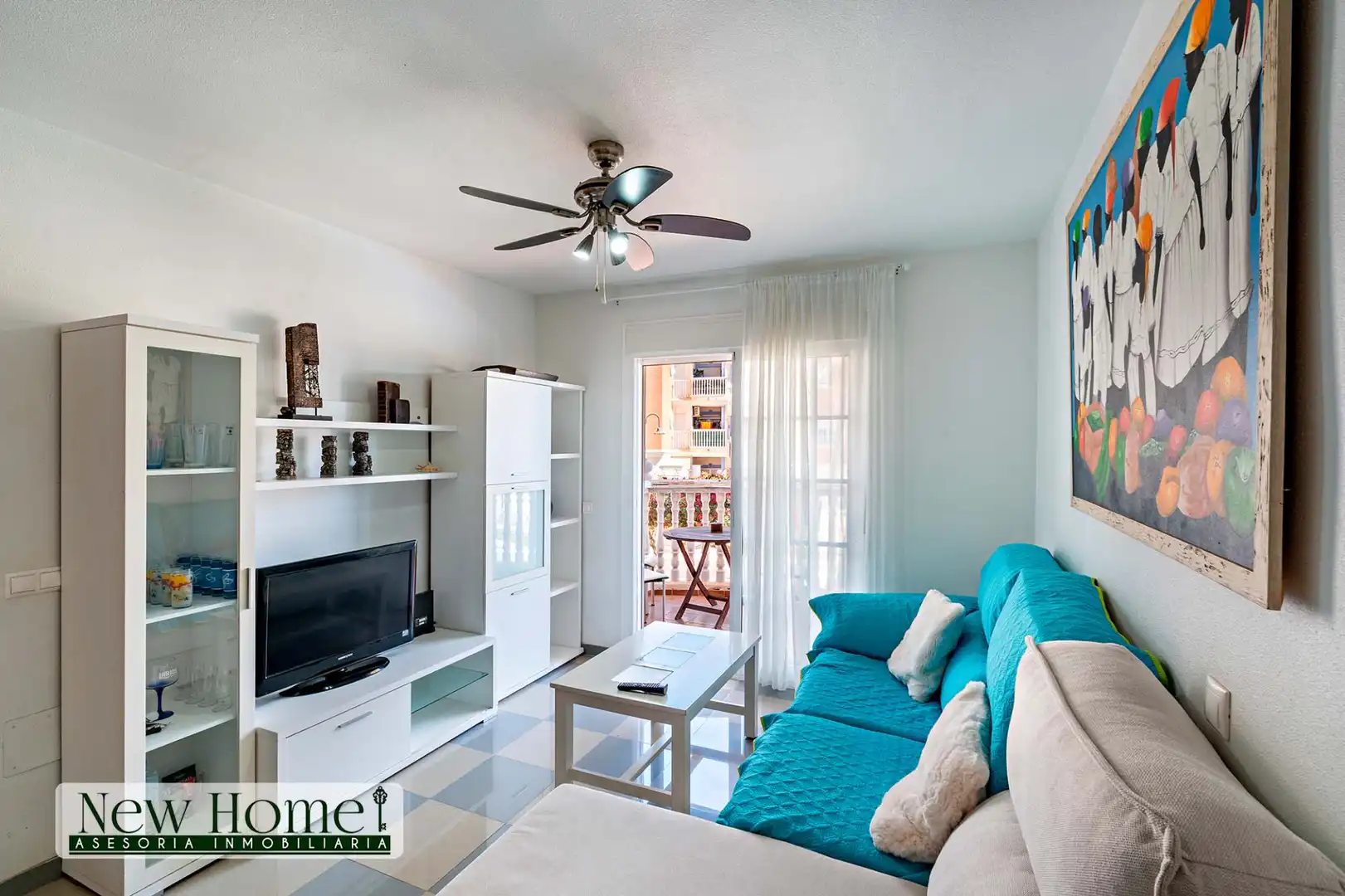 Living room of Flat for sale in Roquetas de Mar  with Terrace, Swimming Pool and Furnished