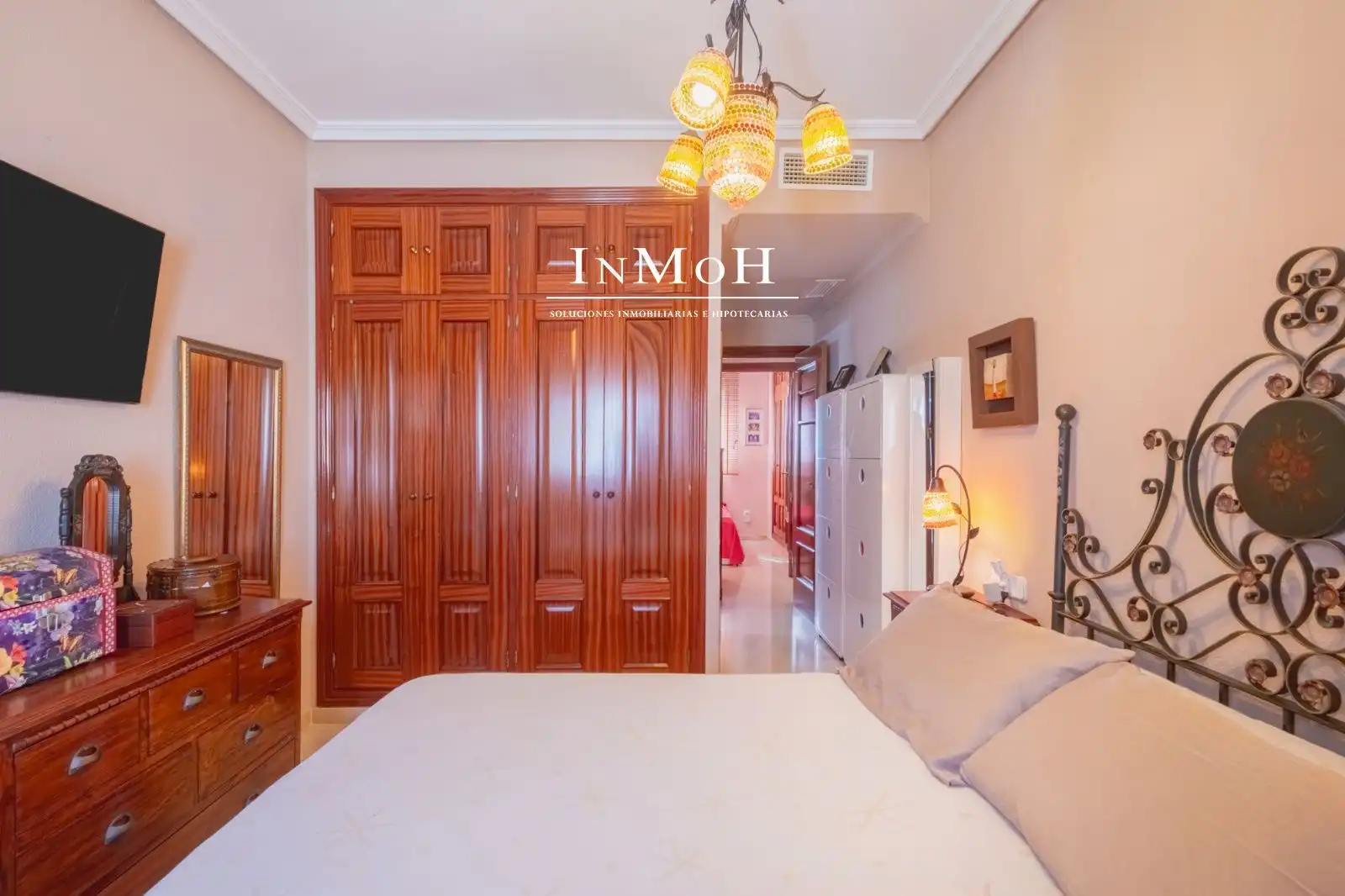 Schlafzimmer von Wohnung zum Verkauf in Cádiz mit Klimaanlage, Heizung und Terrasse