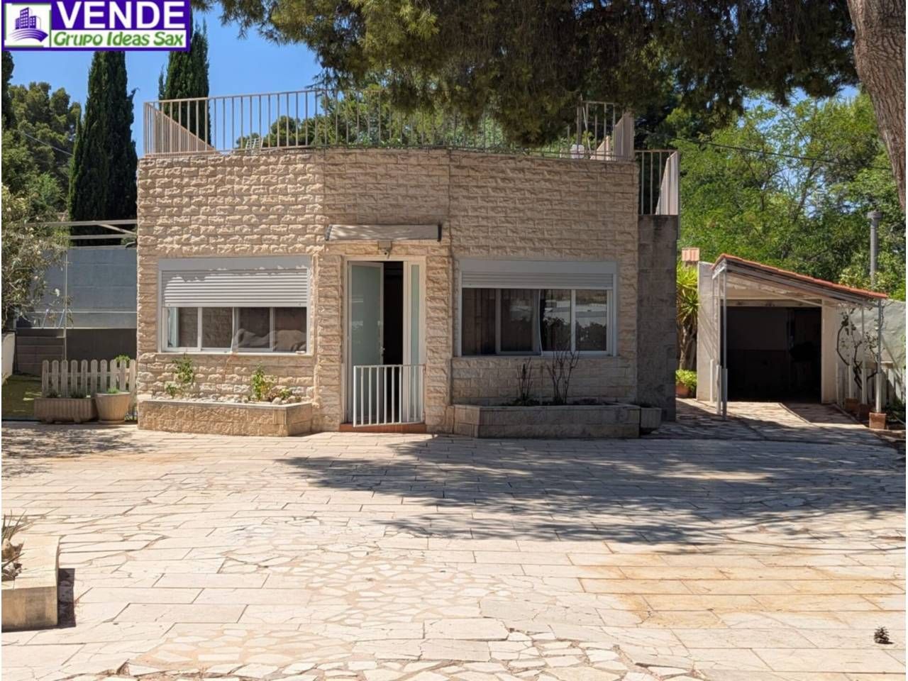 Exterior view of Country house for sale in Elda  with Private garden, Terrace and Swimming Pool