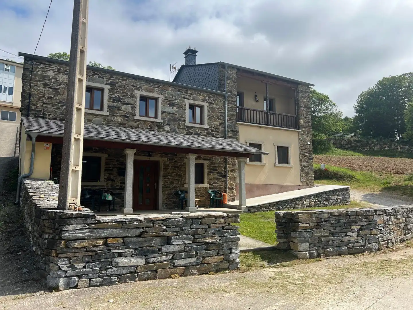 Vista exterior de Finca rústica en venta en Triacastela con Jardín privado, Trastero y Balcón