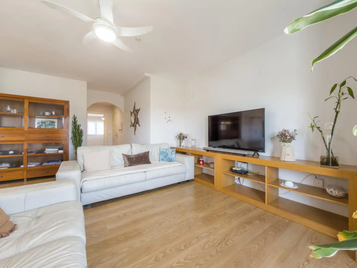 Living room of Flat for sale in Churriana de la Vega  with Air Conditioner, Heating and Terrace