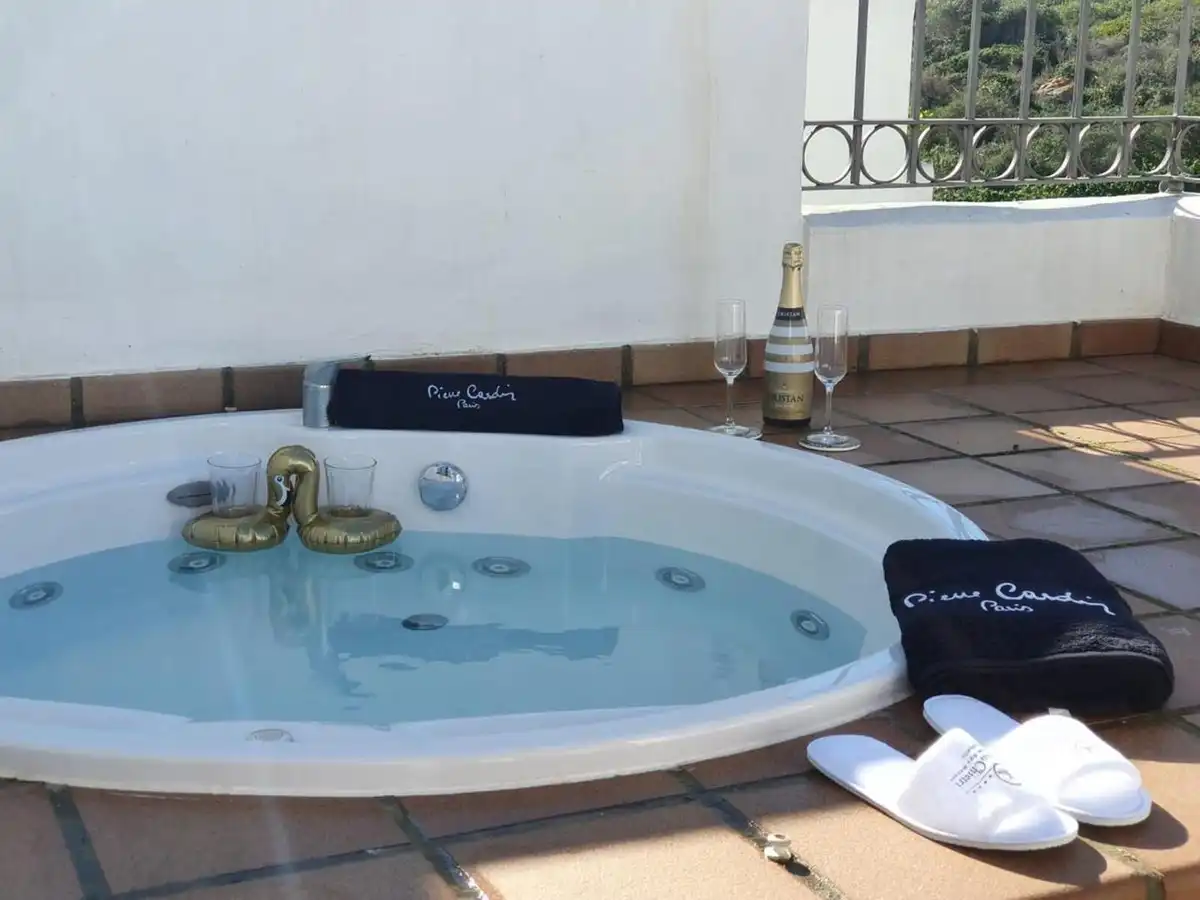 Terrassa de Casa adosada de lloguer en La Alcaidesa amb Jardí privat, Terrassa i Jacuzzi