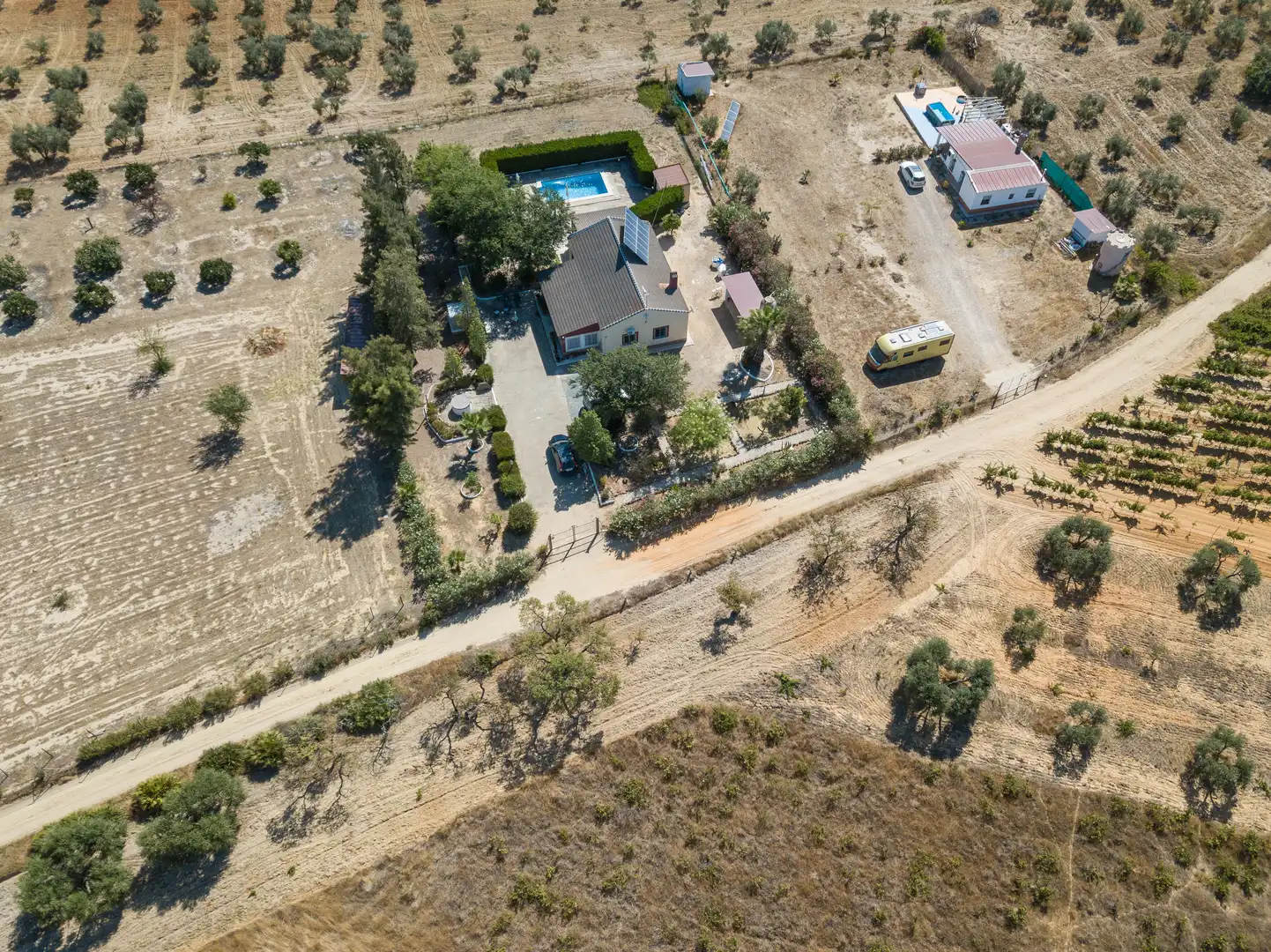 Finca rústica en venta en La Palma del Condado con Jardín privado, Terraza y Piscina