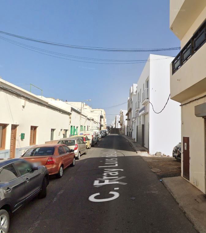 Exterior view of Single-family semi-detached for sale in Arrecife  with Terrace and Balcony