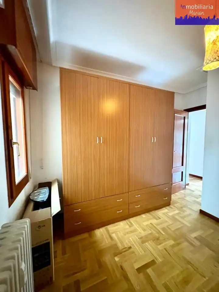 Schlafzimmer von Wohnung zum Verkauf in Aranda de Duero mit Heizung, Terrasse und Möbliert
