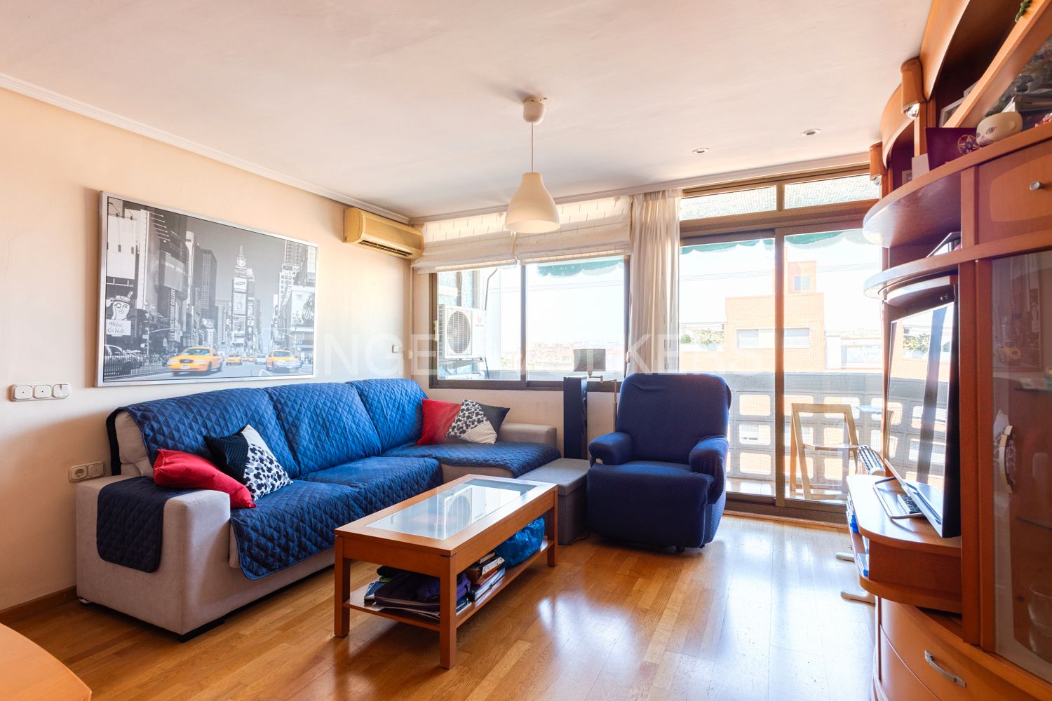 Living room of Apartment for sale in  Valencia Capital  with Heating and Balcony
