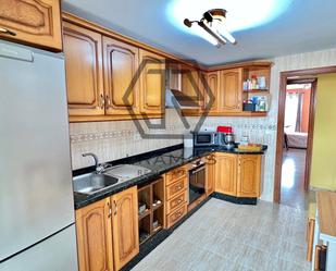 Kitchen of Flat for sale in Vélez-Málaga  with Air Conditioner, Heating and Terrace