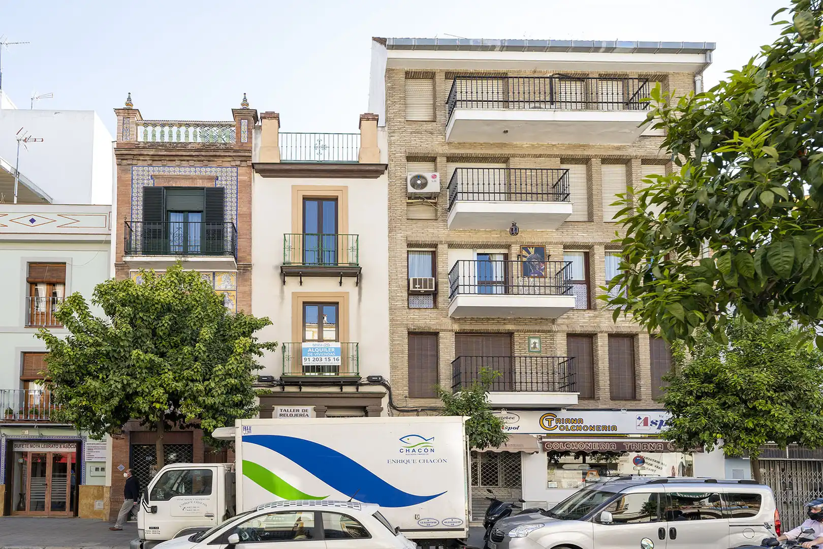 Vista exterior de Pis en venda en Sevilla amb Traster