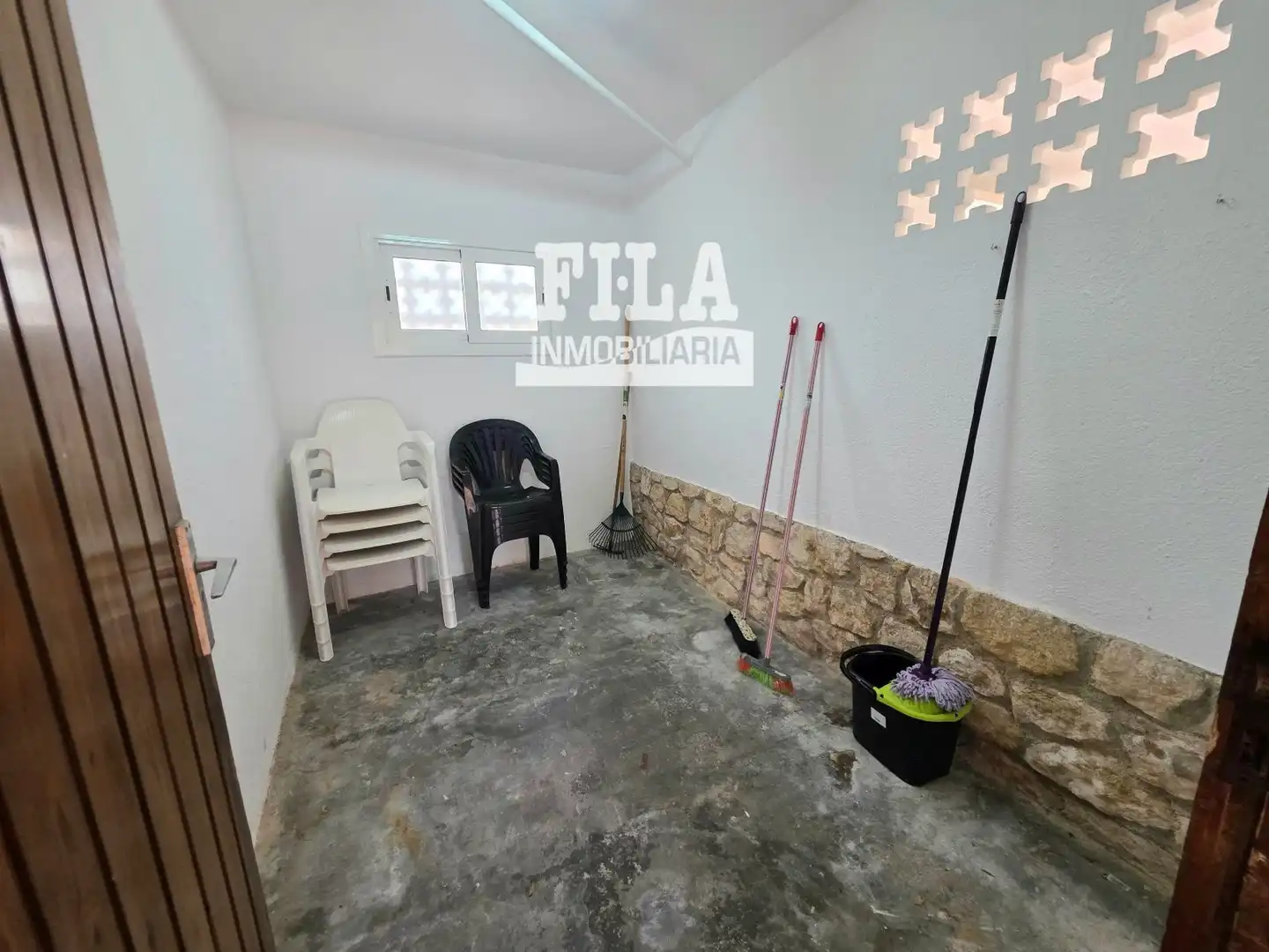 Casa adosada en venda en Els Munts