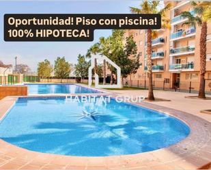 Swimming pool of Flat for sale in Reus  with Air Conditioner, Heating and Community pool