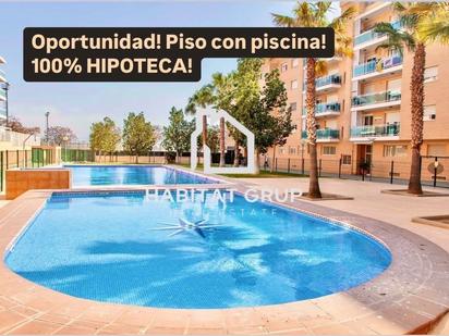 Swimming pool of Flat for sale in Reus  with Air Conditioner, Heating and Community pool