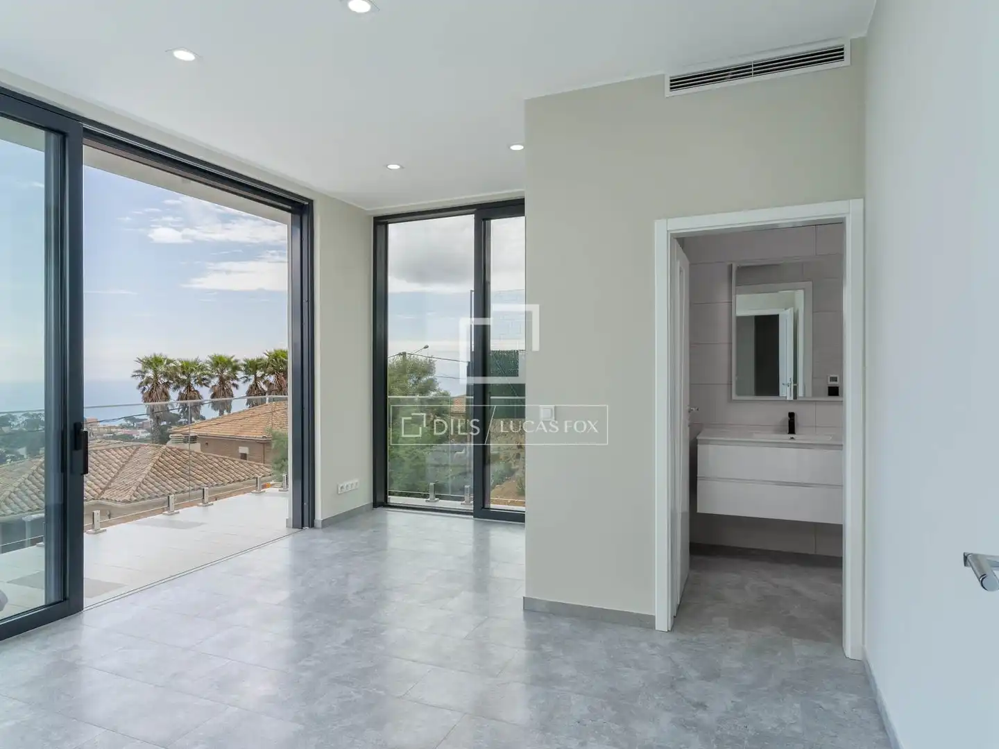 Terrace of Houses for sale in Lloret de Mar  with Air Conditioner, Heating and Private garden