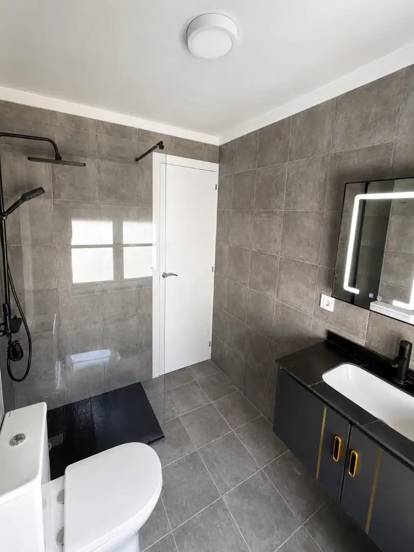 Flat with terrace for sale in Grupo Corigos, imagen 4