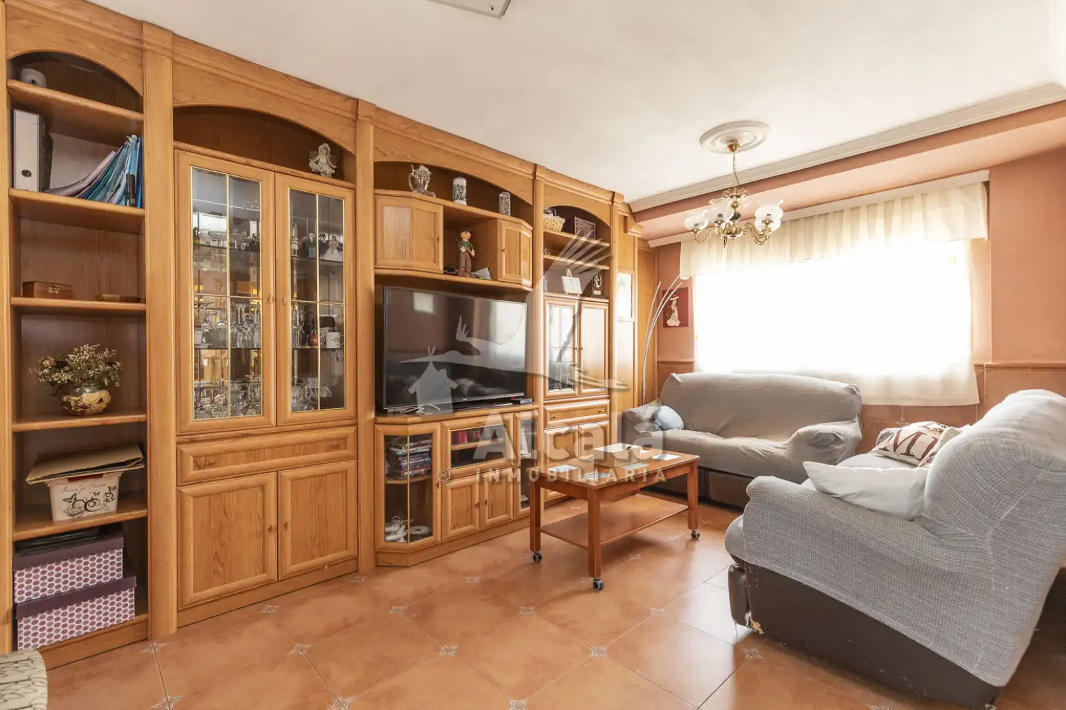 Sala de estar de Casa adosada en venta en Azuqueca de Henares con Aire acondicionado, Calefacción y Piscina