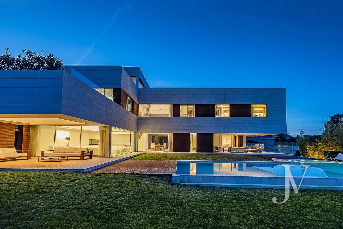 Exterior view of Houses for sale in Madrid  with Air Conditioner, Heating and Private garden