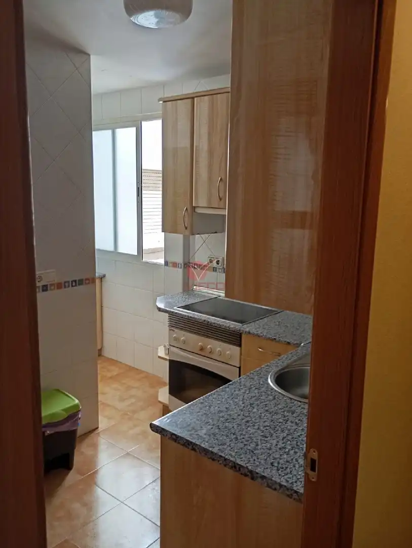 Cocina de Piso de alquiler en Cuenca con Calefacción, Terraza y Amueblado