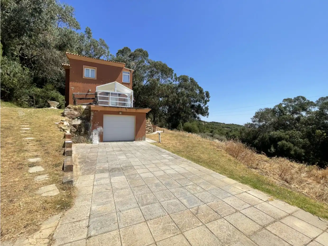 Exterior view of Houses for sale in Algeciras  with Private garden, Terrace and Furnished