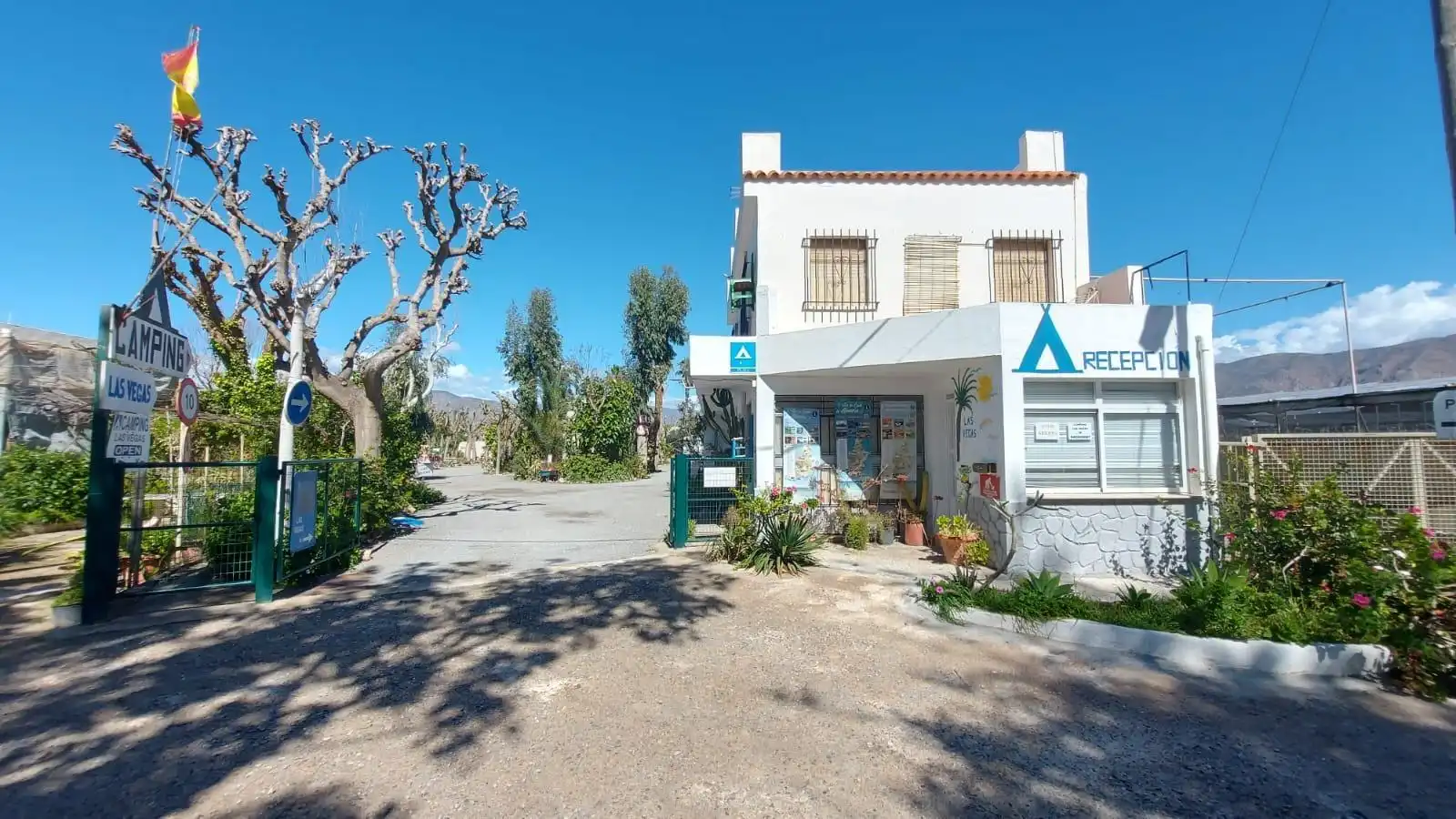 Vista exterior de Residencial en venda en Adra
