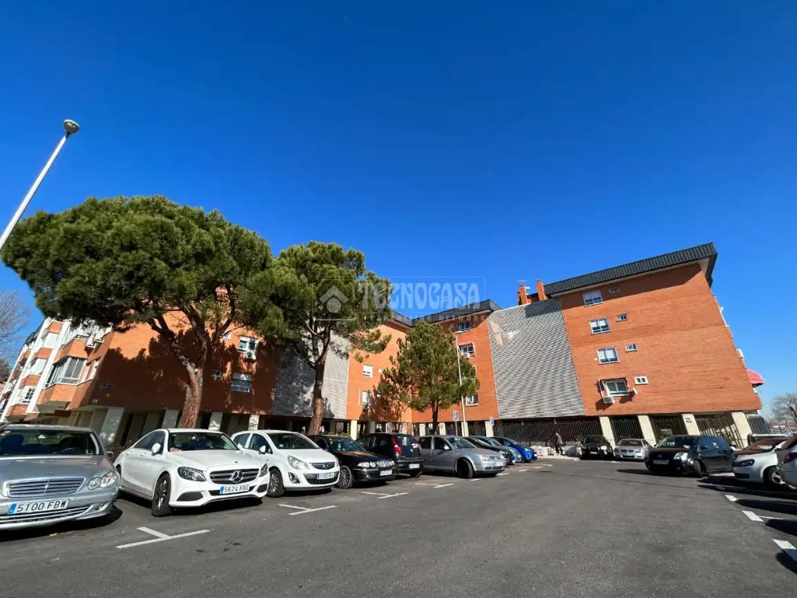 Exterior view of Flat for sale in Madrid  with Air Conditioner and Heating