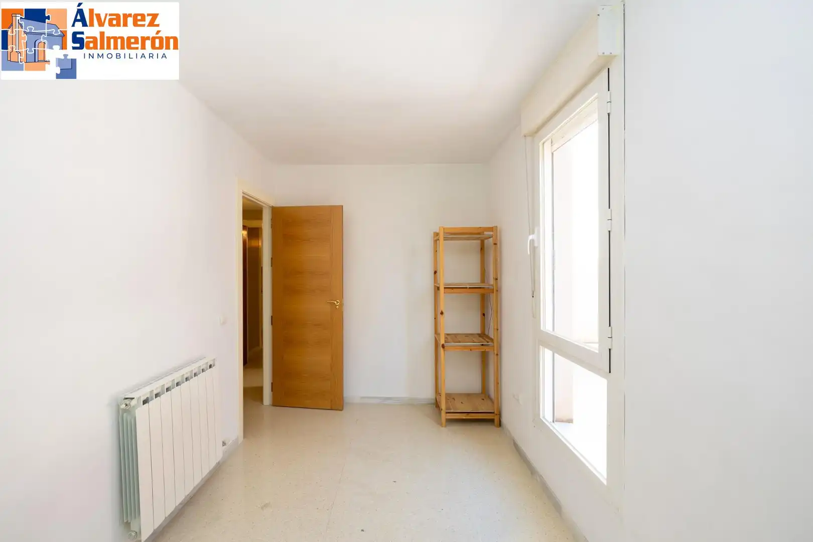 Bedroom of Flat for sale in Granada