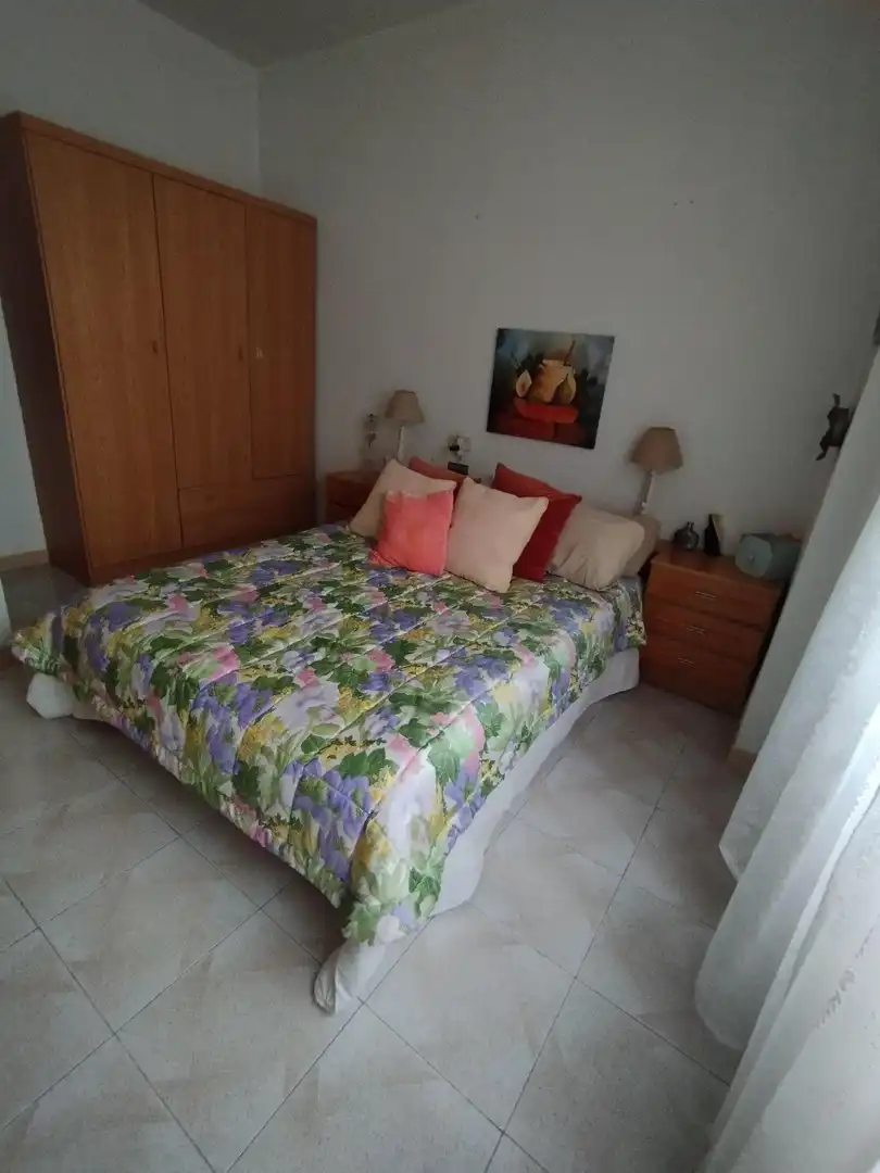 Habitación de Piso para compartir en Ayora