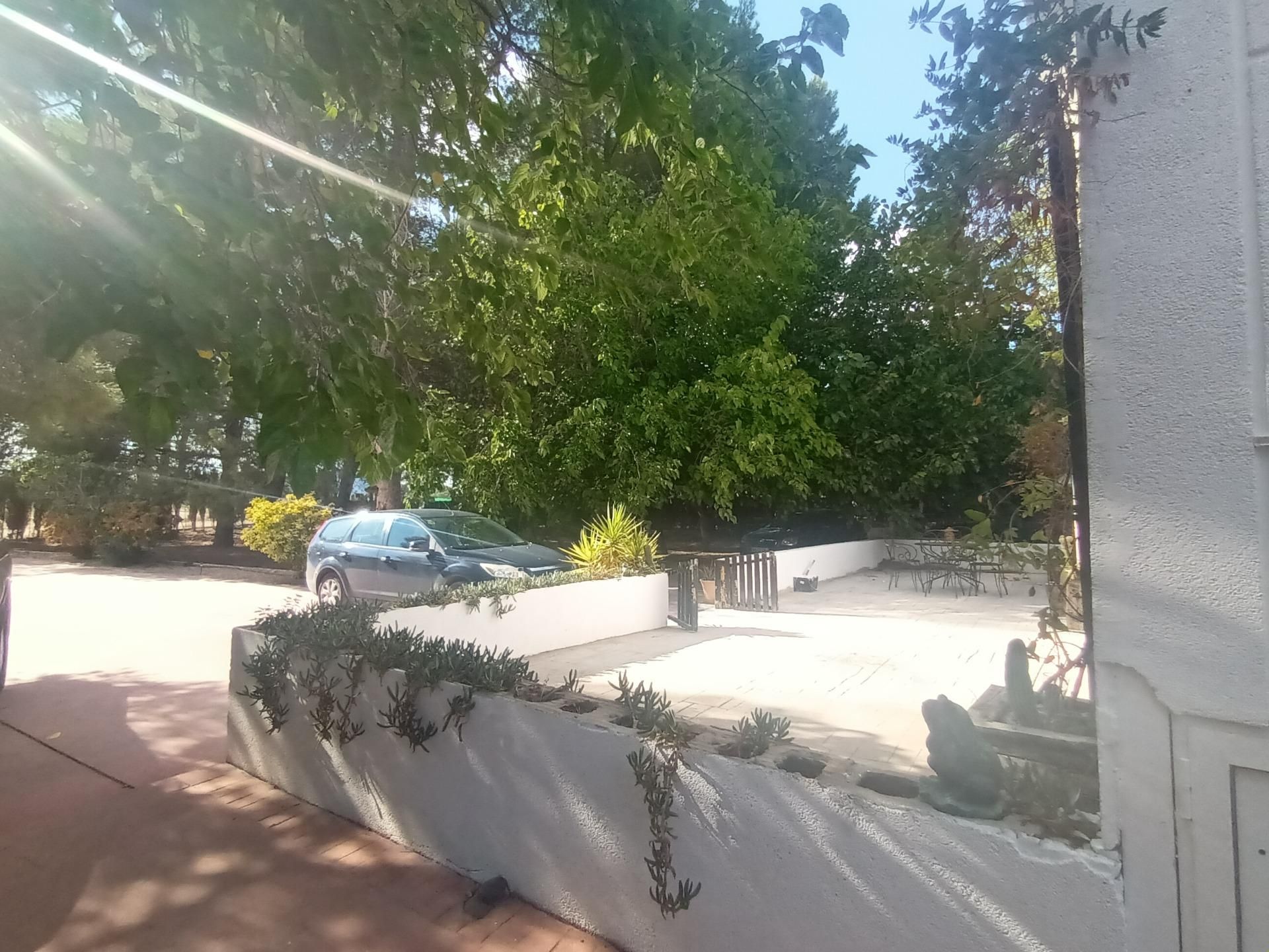 Vista exterior de Casa o xalet en venda en Villena amb Traster i Piscina